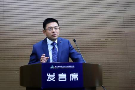 98858vip威尼斯下载副院长，中国文化产业管理专业委员会会长李向民教授致欢迎辞_看图王